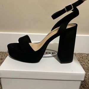The Perfect Black Platform
